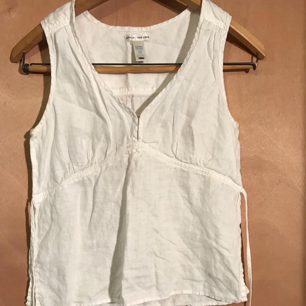 white tank top